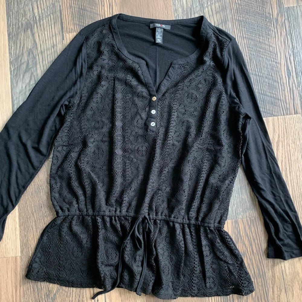 Style & Co Ladies size Large Black Long Sleeve V-Neck Blouse
